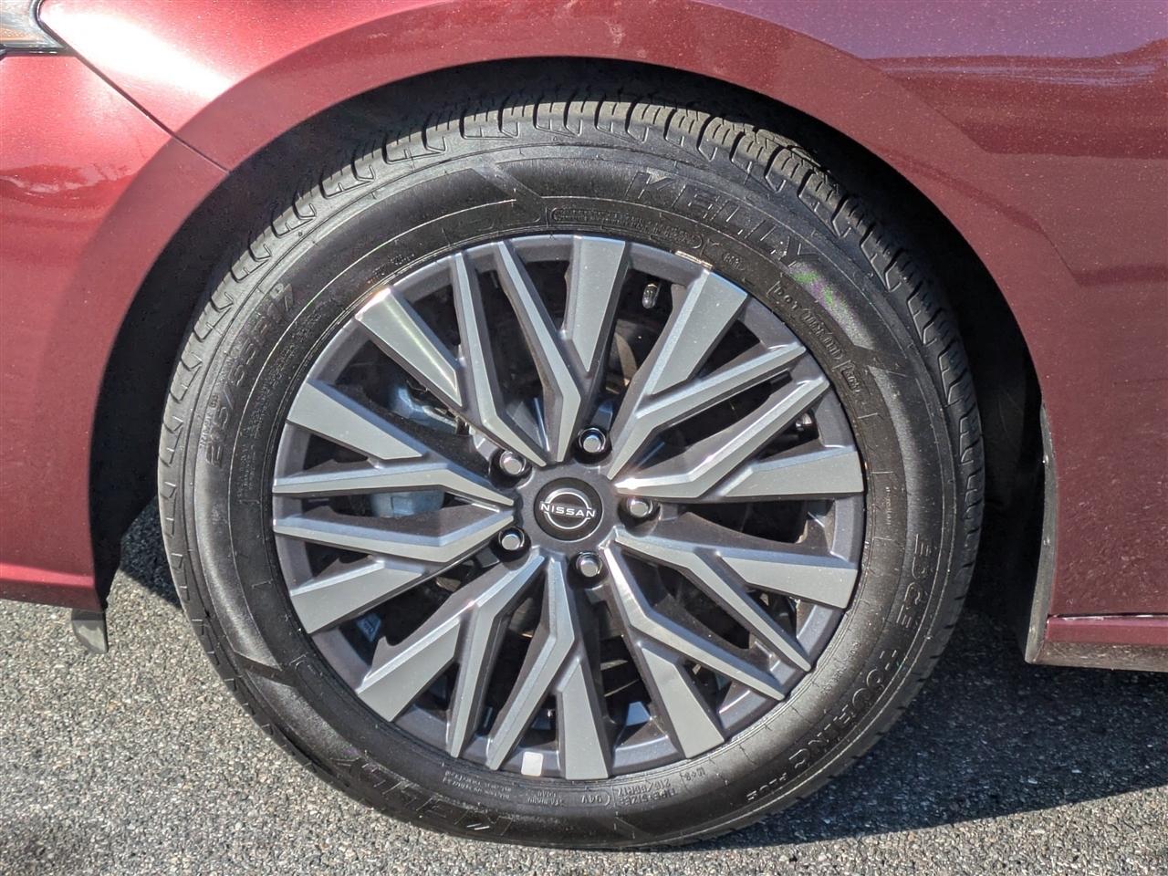 Nissan Altima 2.5 SV 2025