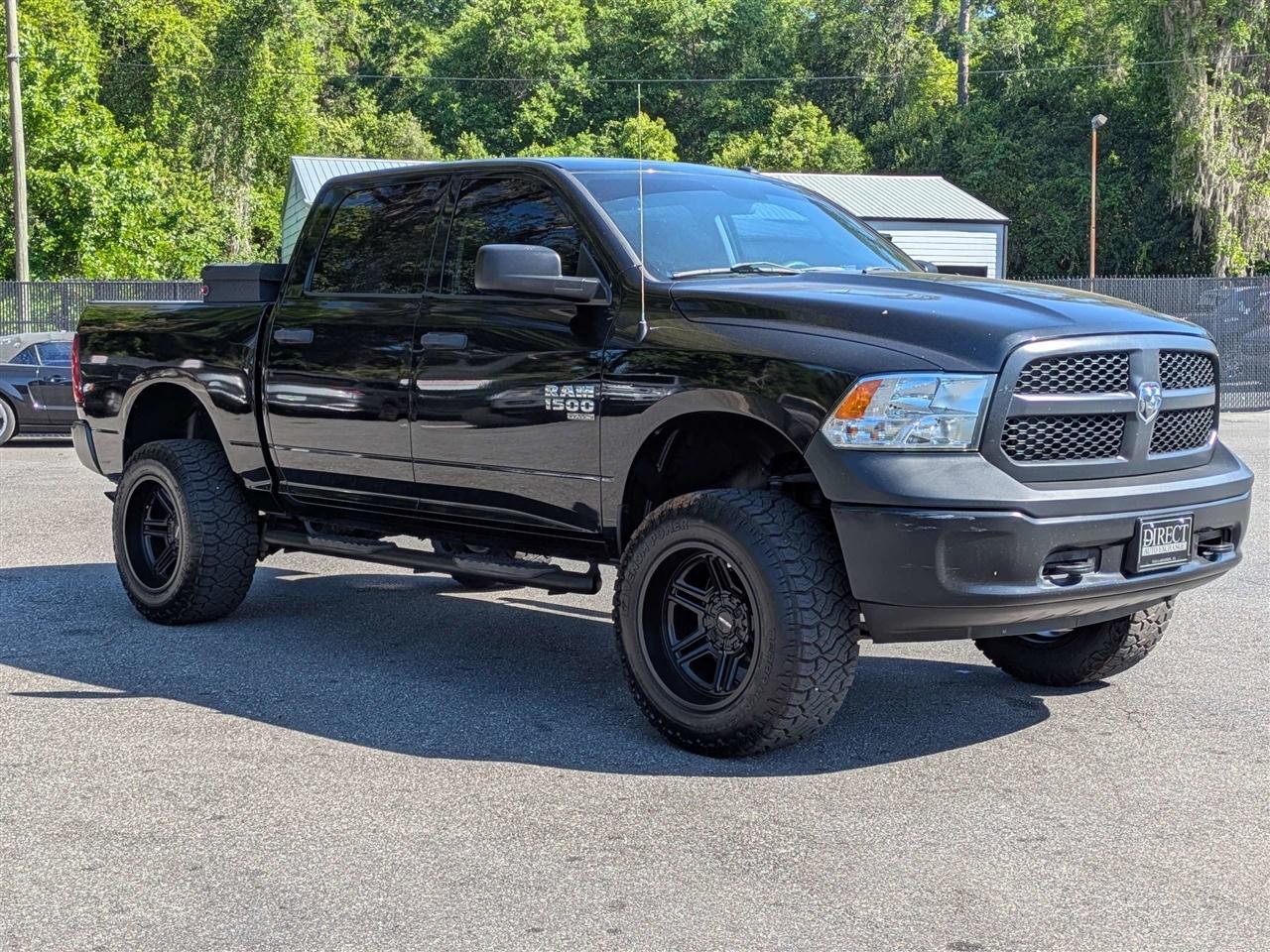 RAM 1500 Classic Tradesman Crew Cab SWB 4WD 2019