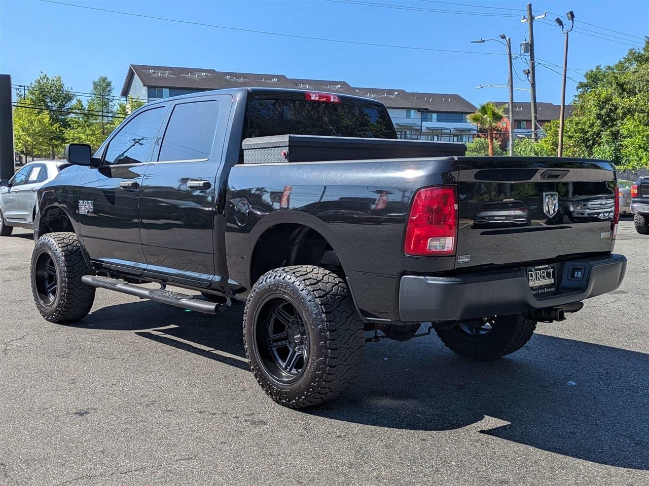 RAM 1500 Classic Tradesman Crew Cab SWB 4WD 2019