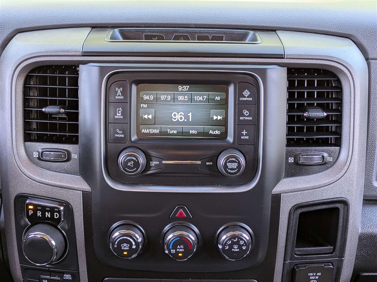 RAM 1500 Classic Tradesman Crew Cab SWB 4WD 2019