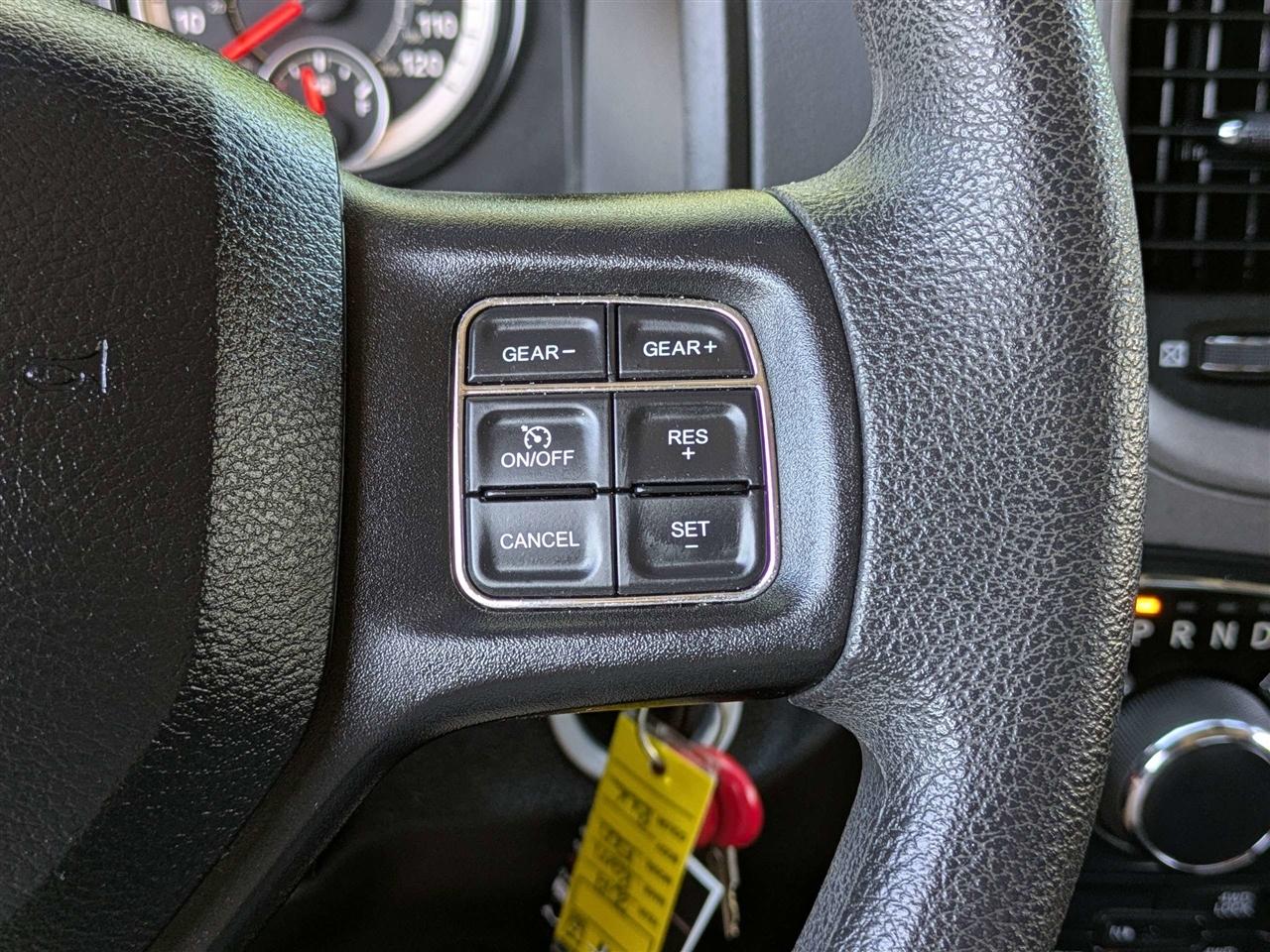 RAM 1500 Classic Tradesman Crew Cab SWB 4WD 2019