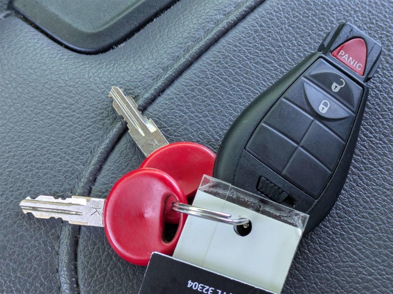 RAM 1500 Classic Tradesman Crew Cab SWB 4WD 2019