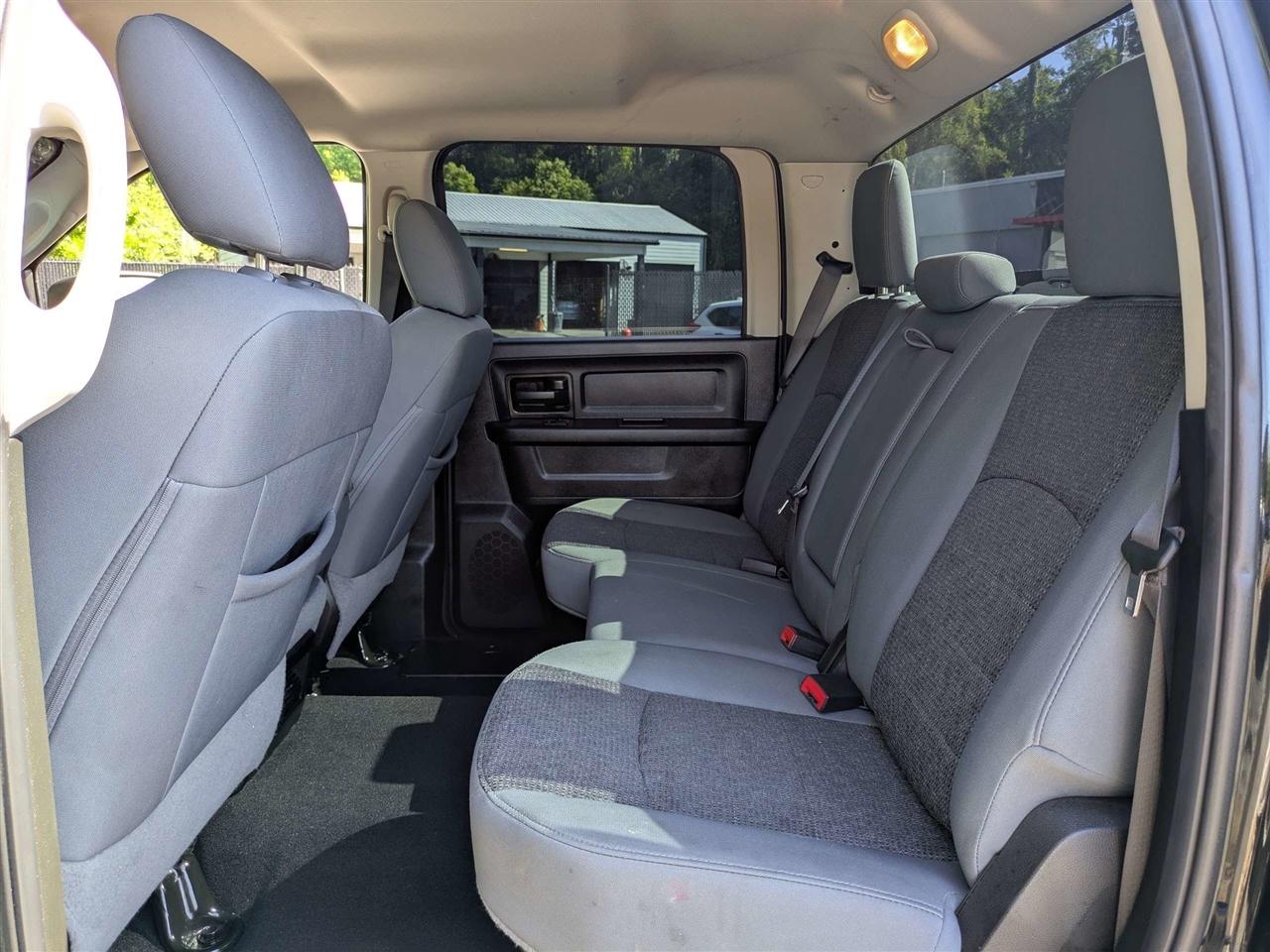 RAM 1500 Classic Tradesman Crew Cab SWB 4WD 2019