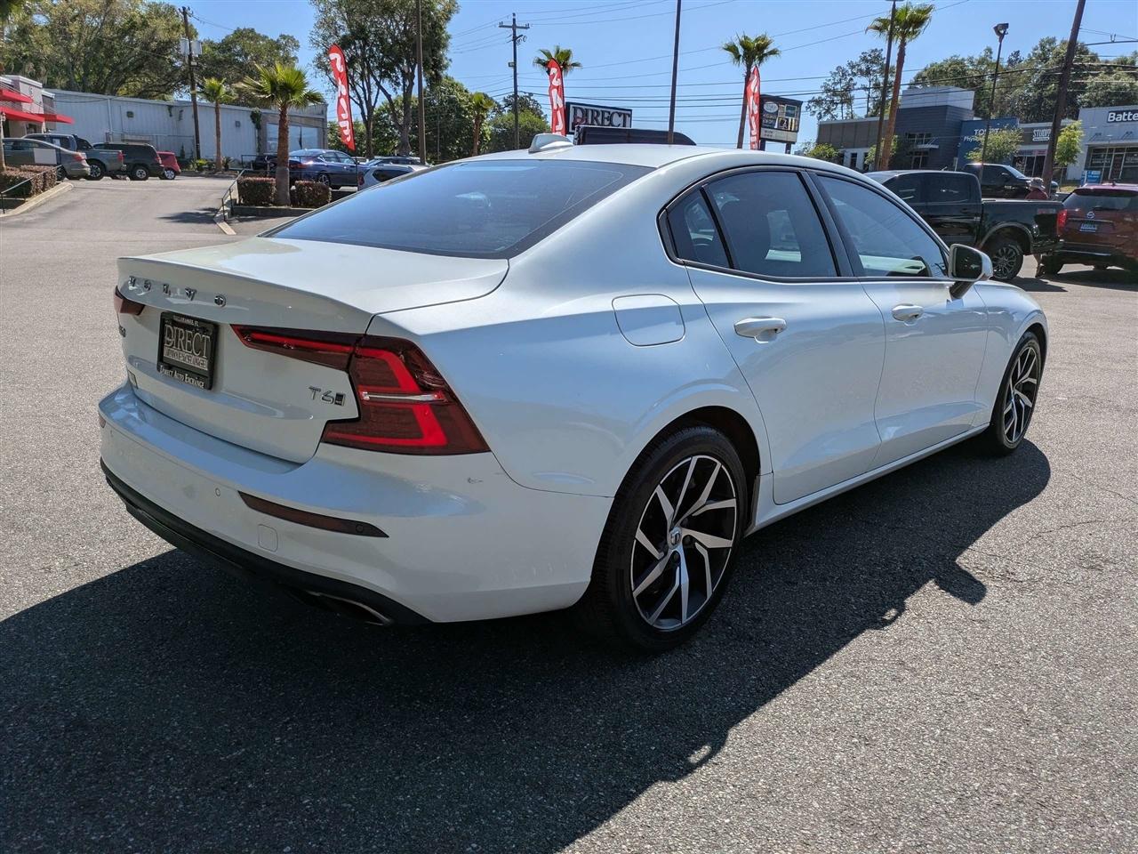 Volvo S60 T6 Momentum AWD 2020