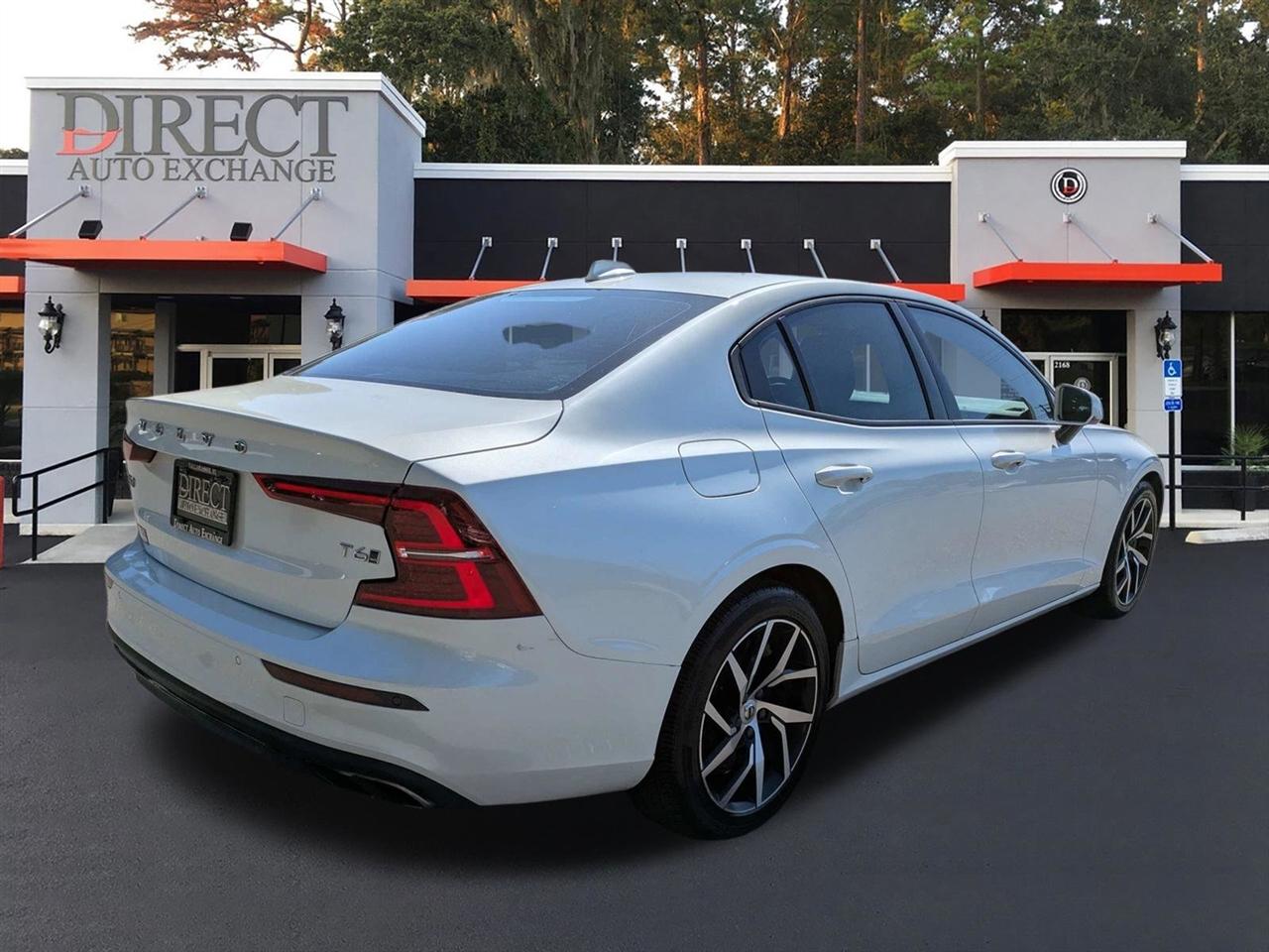 Volvo S60 T6 Momentum AWD 2020