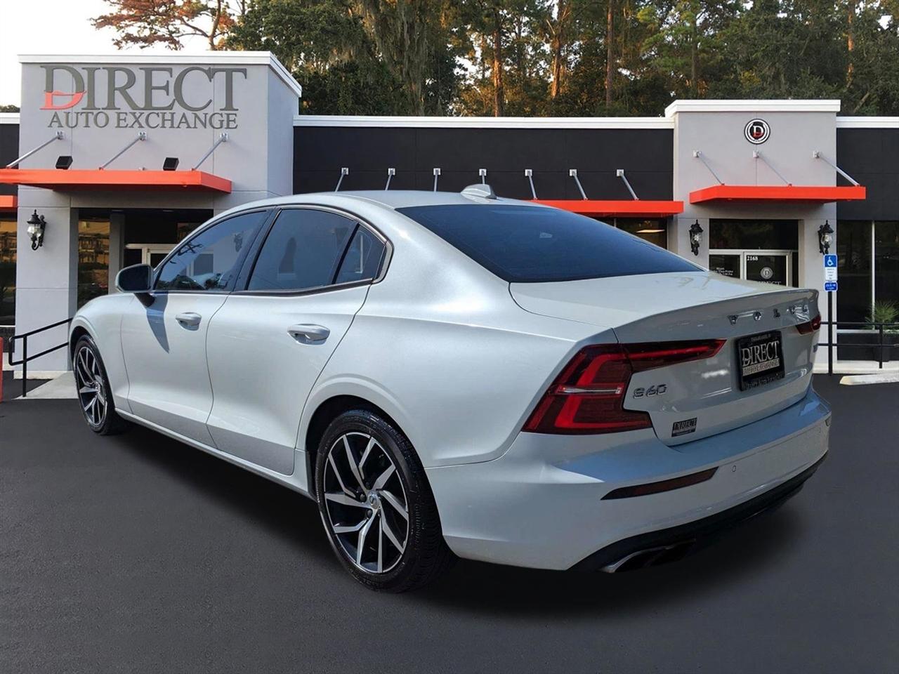 Volvo S60 T6 Momentum AWD 2020
