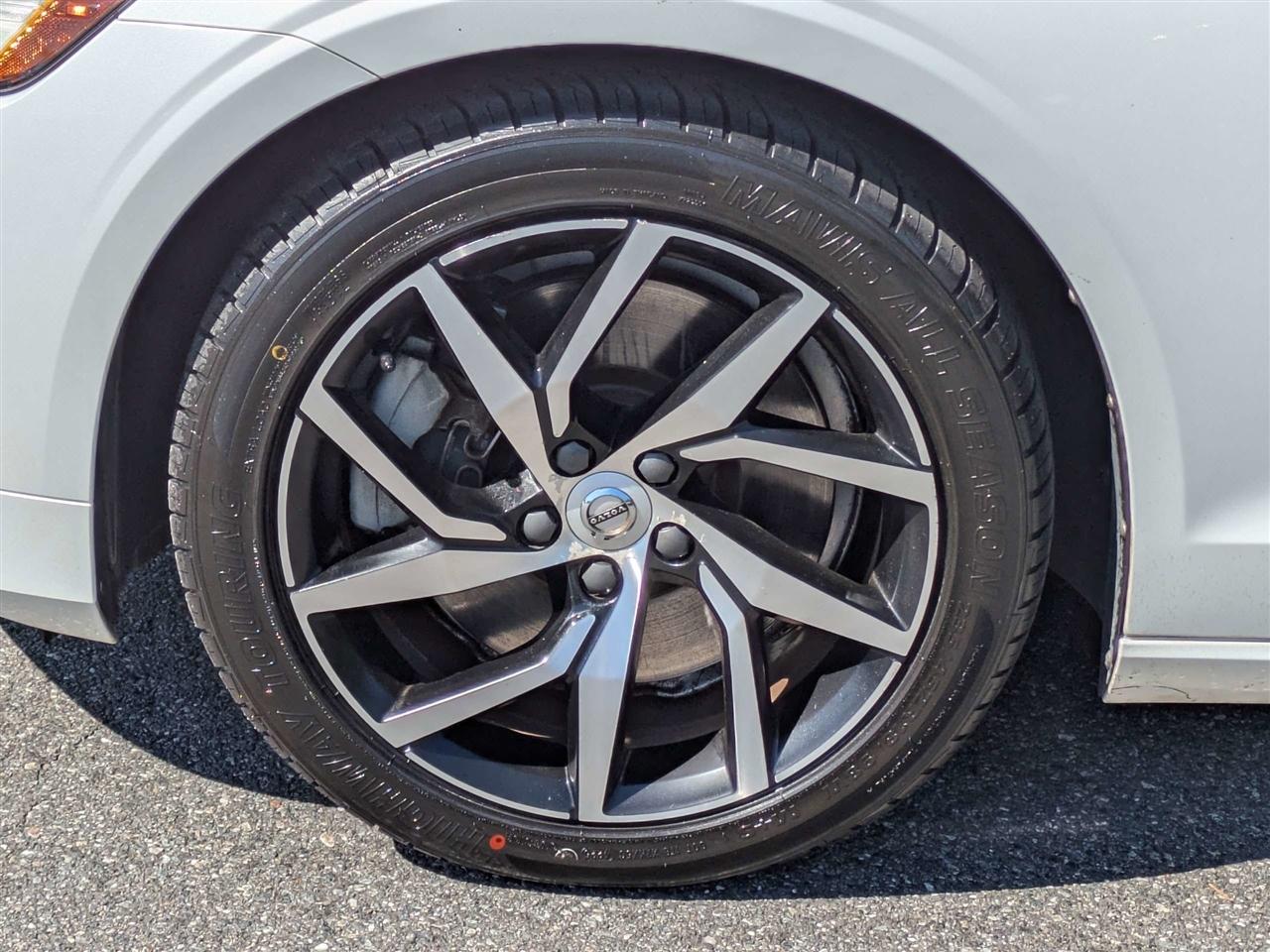 Volvo S60 T6 Momentum AWD 2020