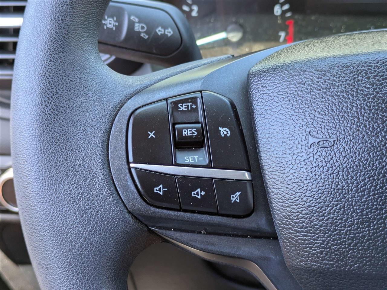 Ford Explorer Base 2023