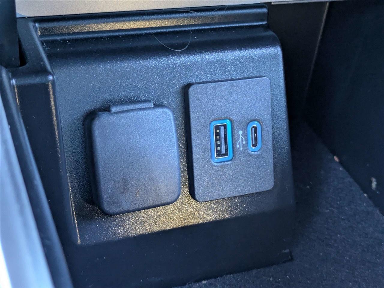 Ford Explorer Limited AWD 2023