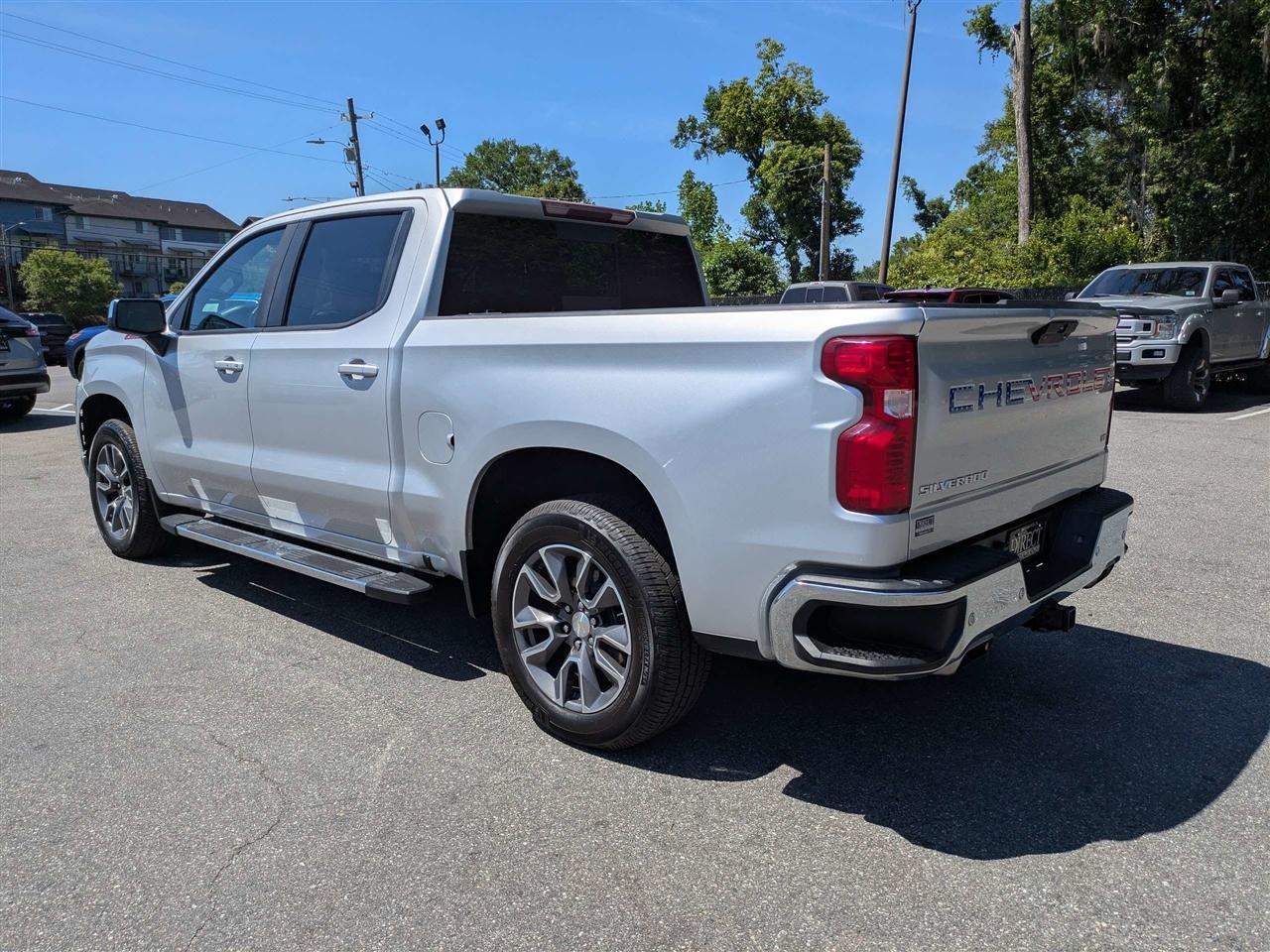 Chevrolet Silverado 1500 LT Crew Cab 4WD 2021