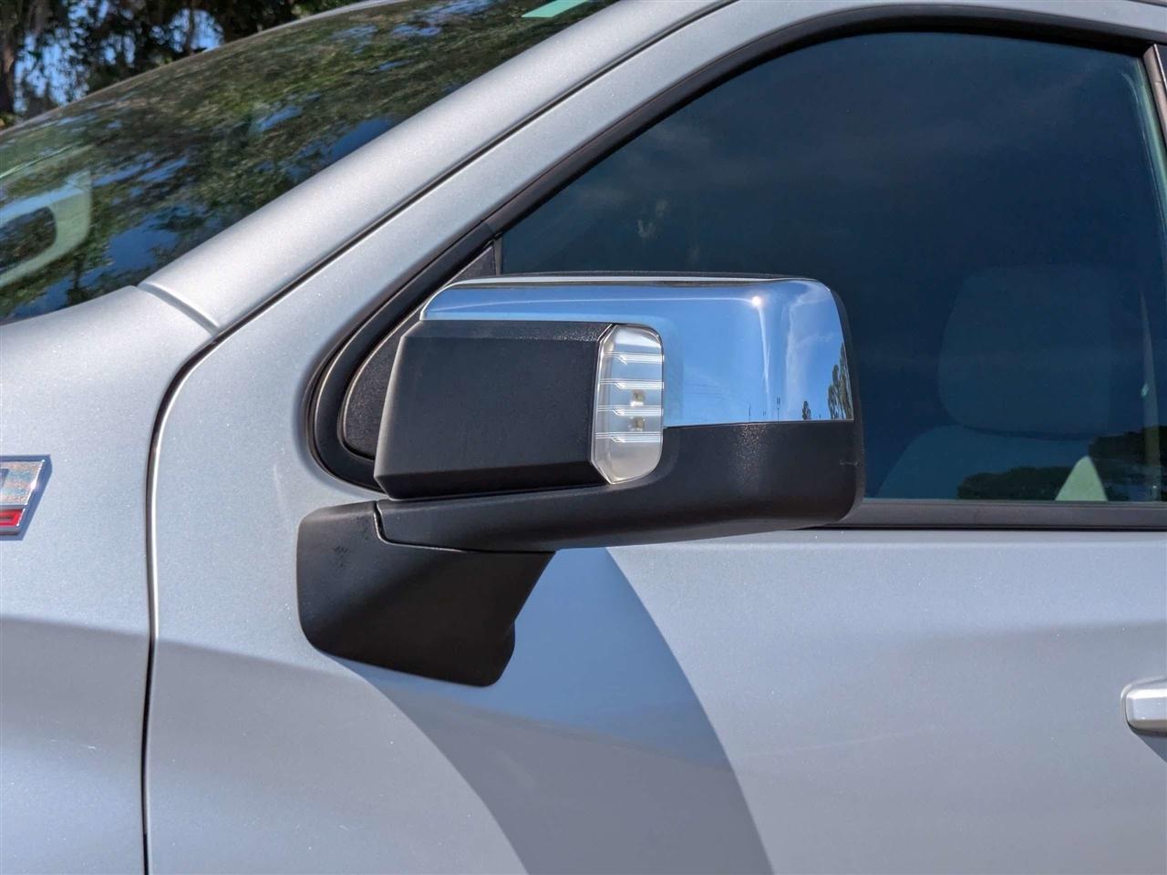 Chevrolet Silverado 1500 LT Crew Cab 4WD 2021