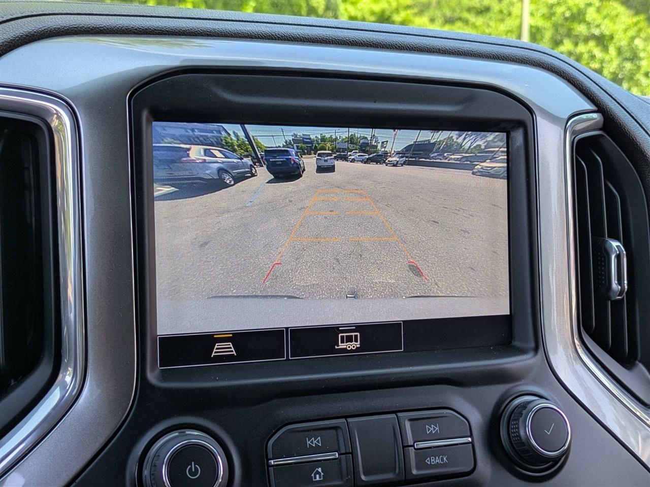 Chevrolet Silverado 1500 LT Crew Cab 4WD 2021