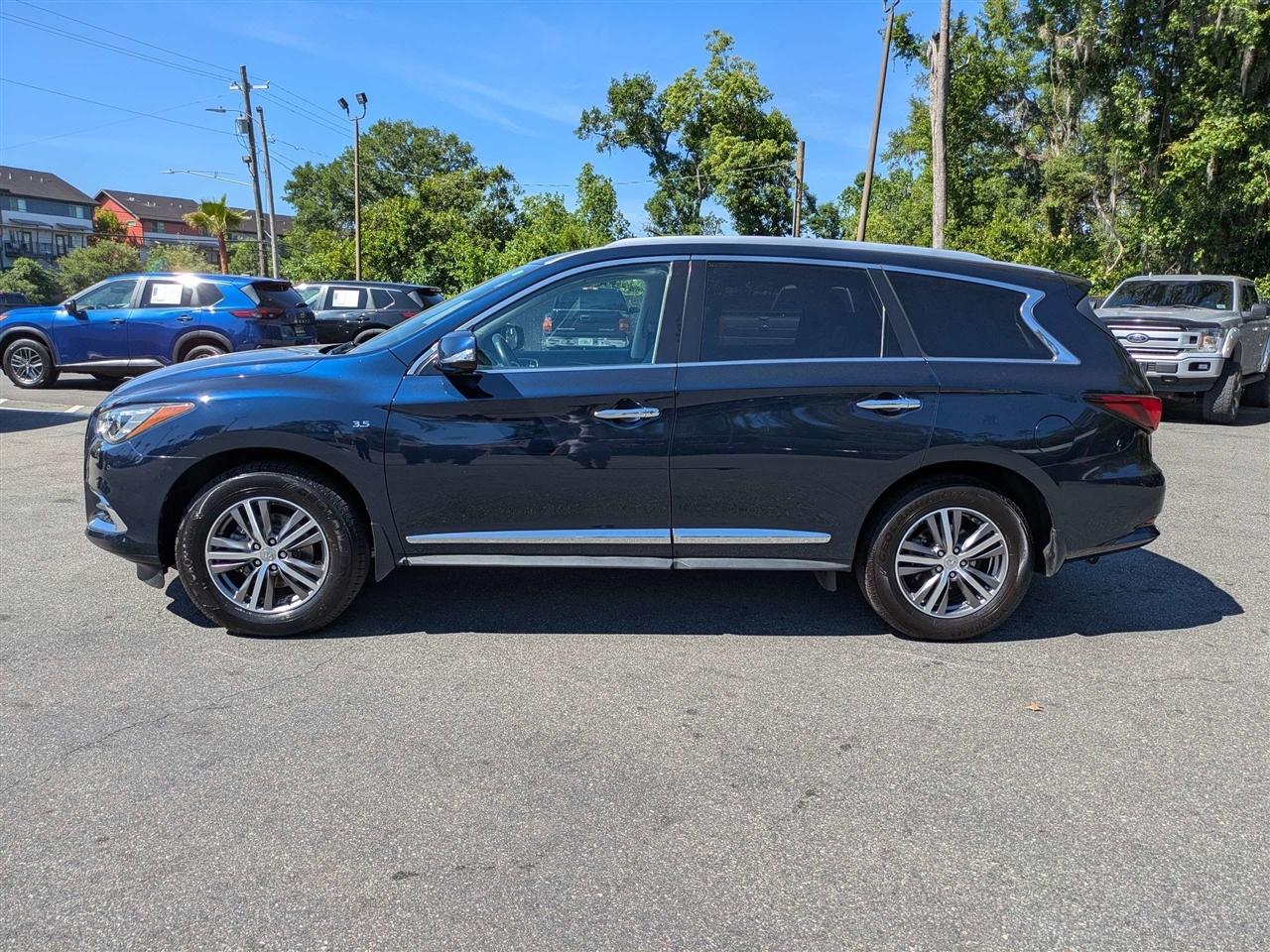 Infiniti QX60 PURE 2020