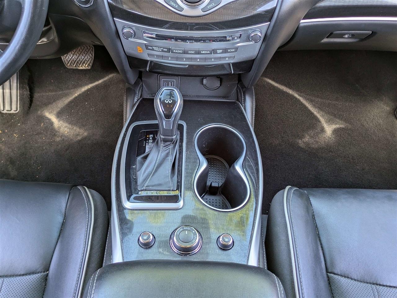 Infiniti QX60 PURE 2020