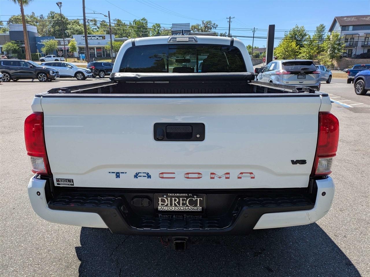 Toyota Tacoma SR5 Double Cab Long Bed V6 6AT 2WD 2017