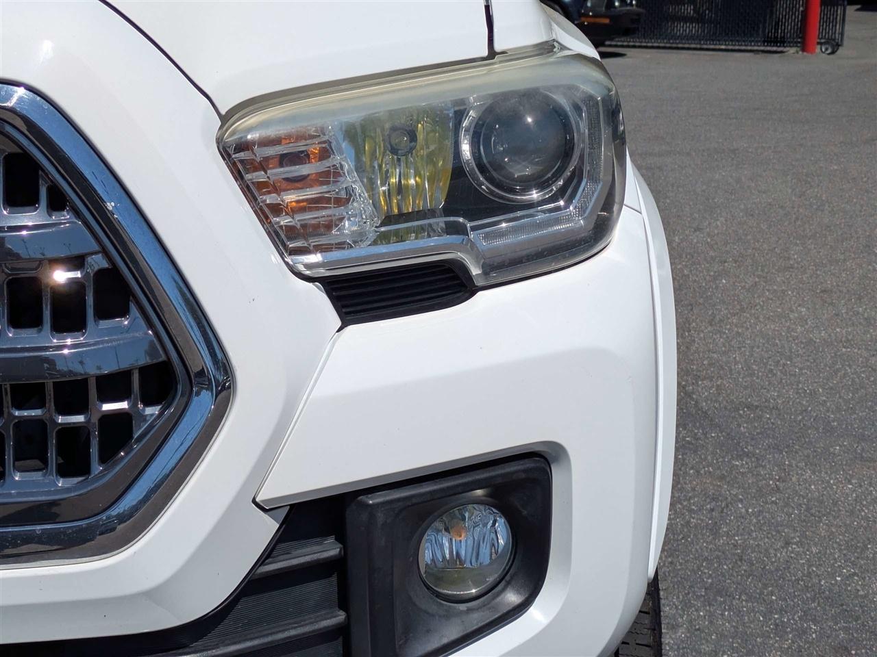 Toyota Tacoma SR5 Double Cab Long Bed V6 6AT 2WD 2017