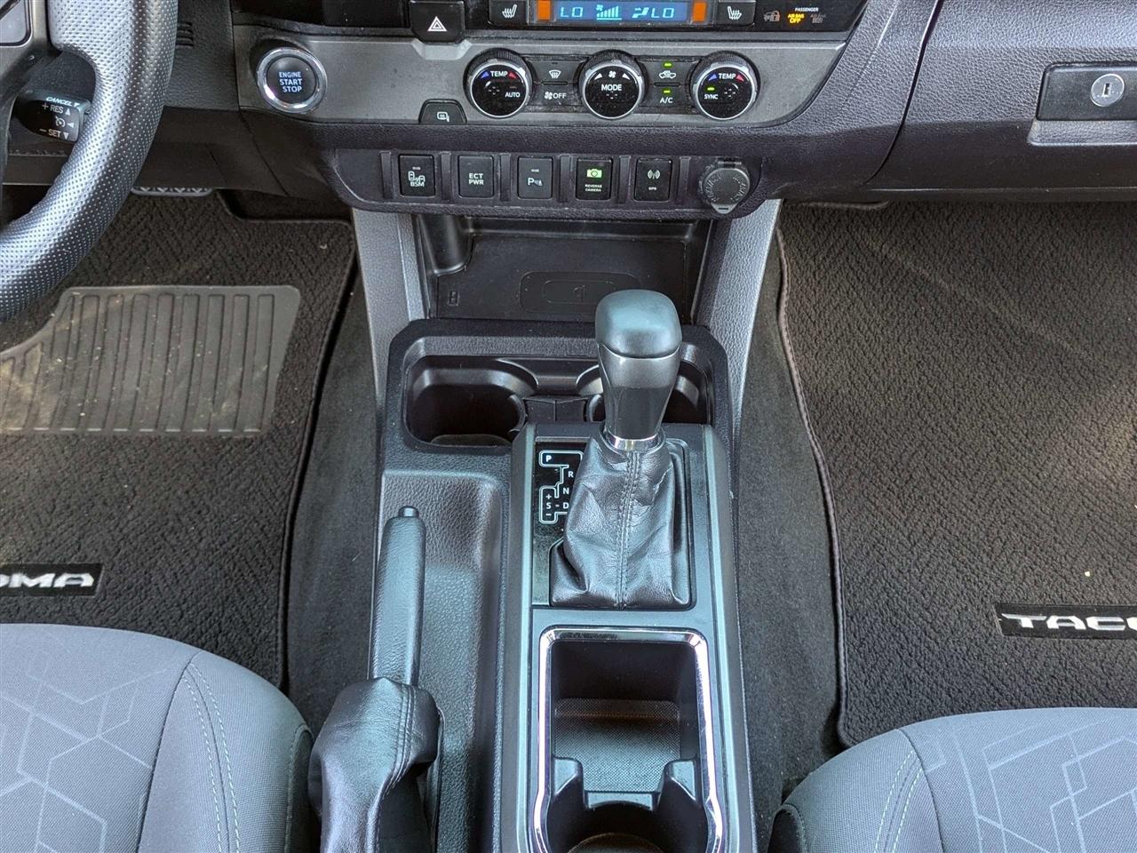 Toyota Tacoma SR5 Double Cab Long Bed V6 6AT 2WD 2017