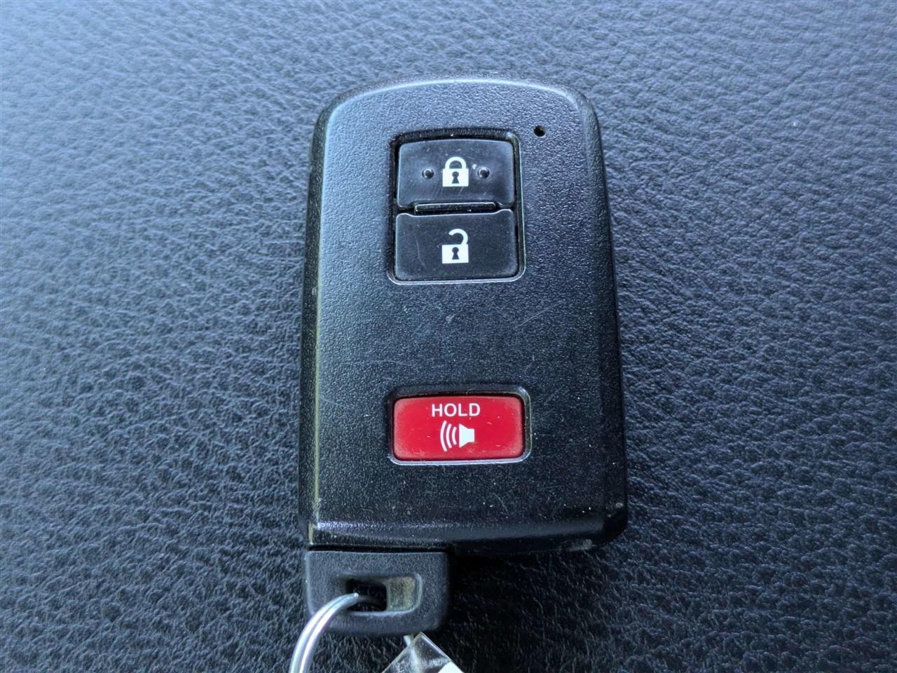 Toyota Tacoma SR5 Double Cab Long Bed V6 6AT 2WD 2017