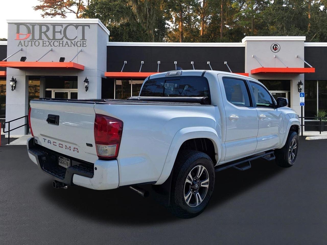 Toyota Tacoma SR5 Double Cab Long Bed V6 6AT 2WD 2017