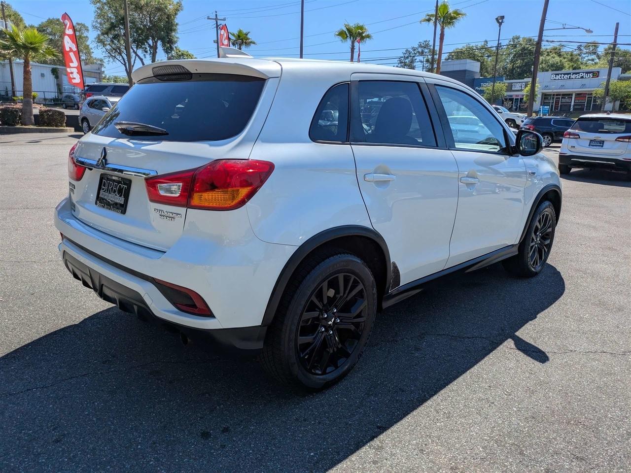 Mitsubishi Outlander Sport 2.0 LE CVT 2018