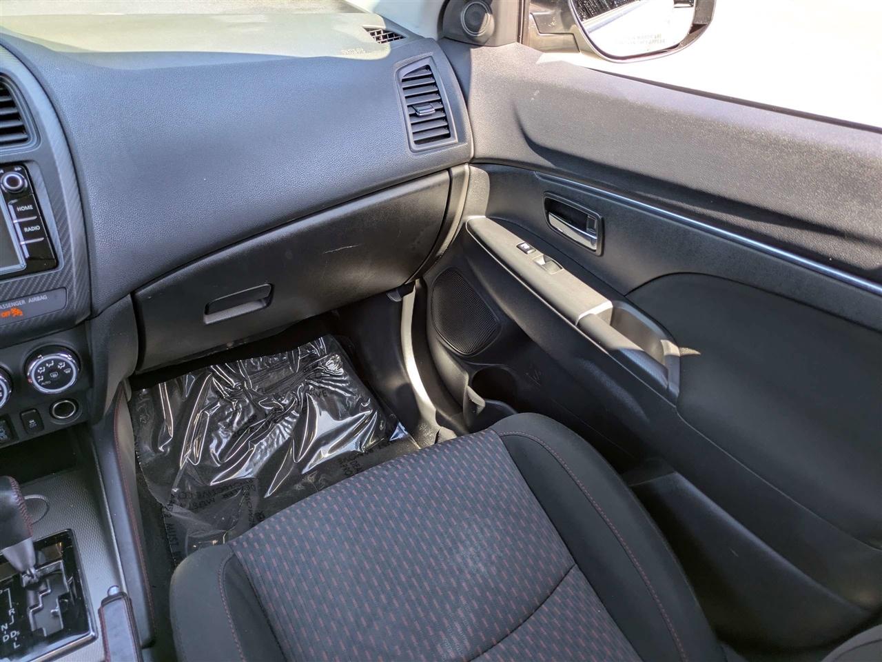 Mitsubishi Outlander Sport 2.0 LE CVT 2018