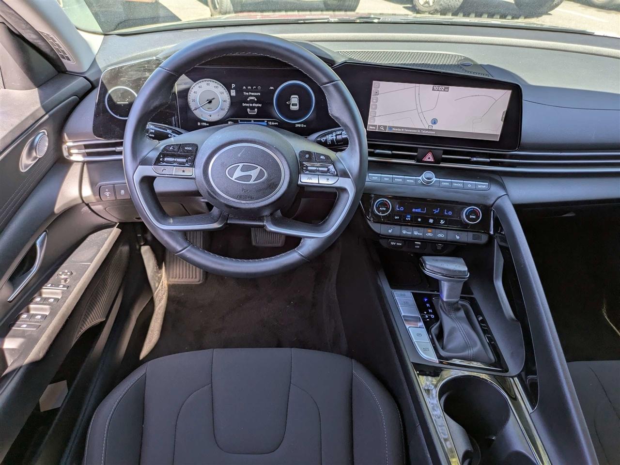 Hyundai Elantra SEL 2024