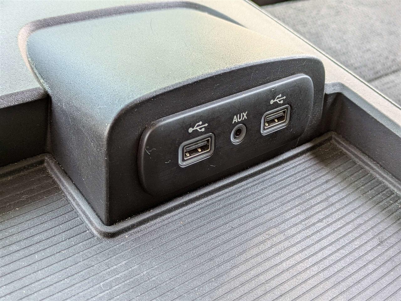 RAM 1500 SLT Crew Cab SWB 4WD 2018