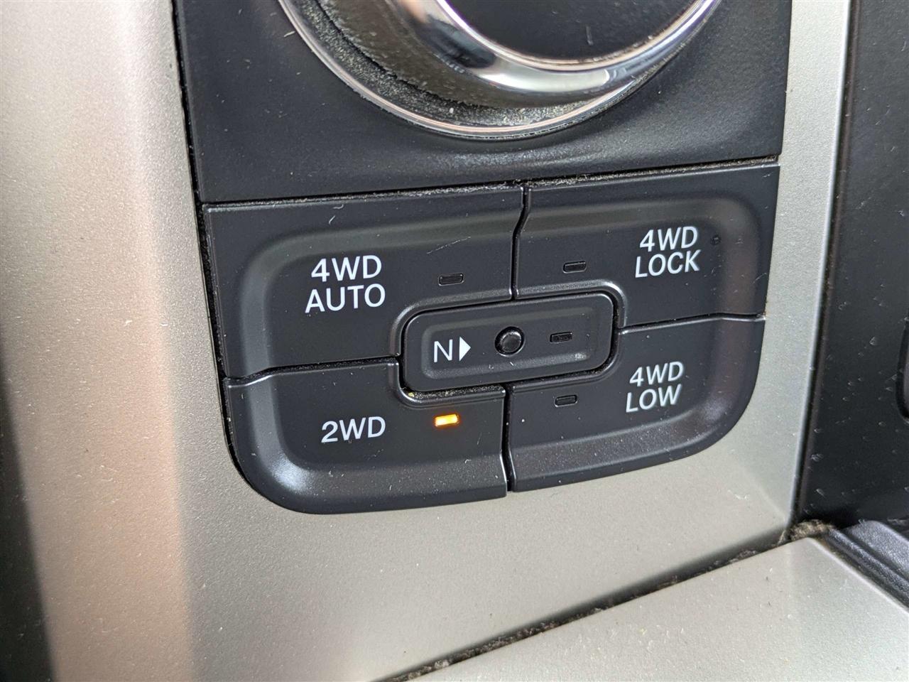 RAM 1500 SLT Crew Cab SWB 4WD 2018