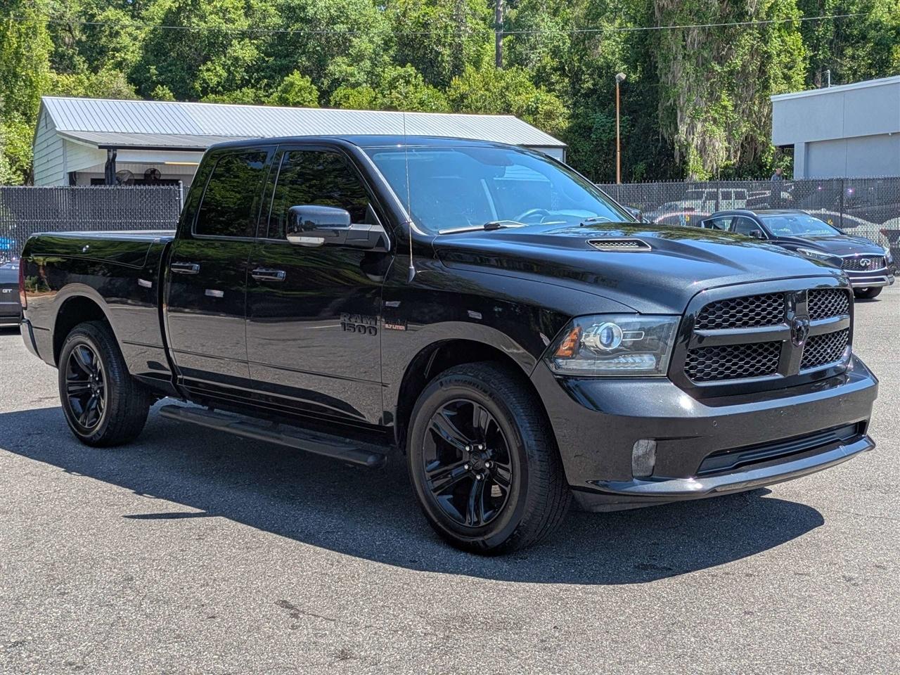 RAM 1500 Sport Quad Cab 2WD 2017
