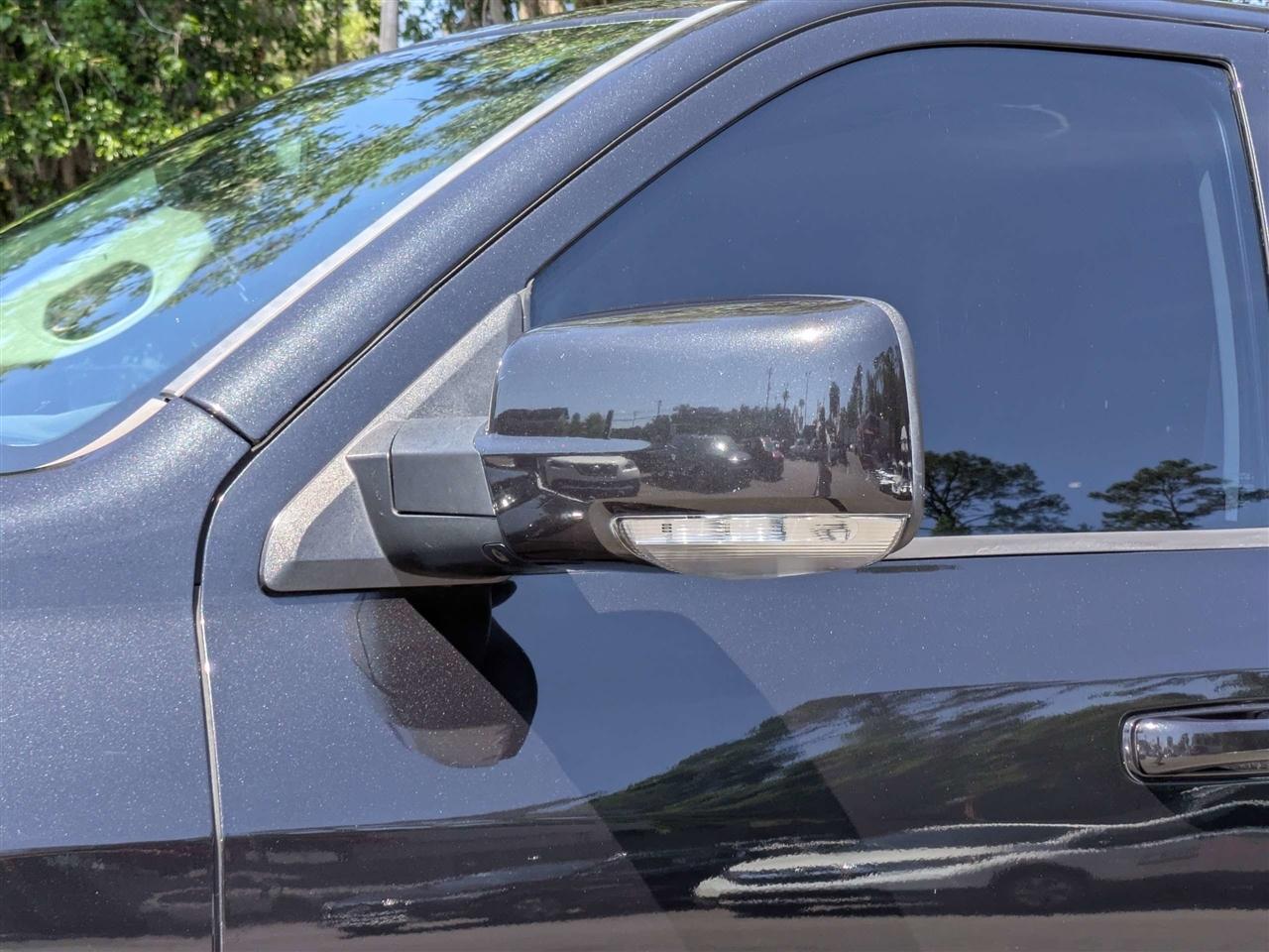 RAM 1500 Sport Quad Cab 2WD 2017