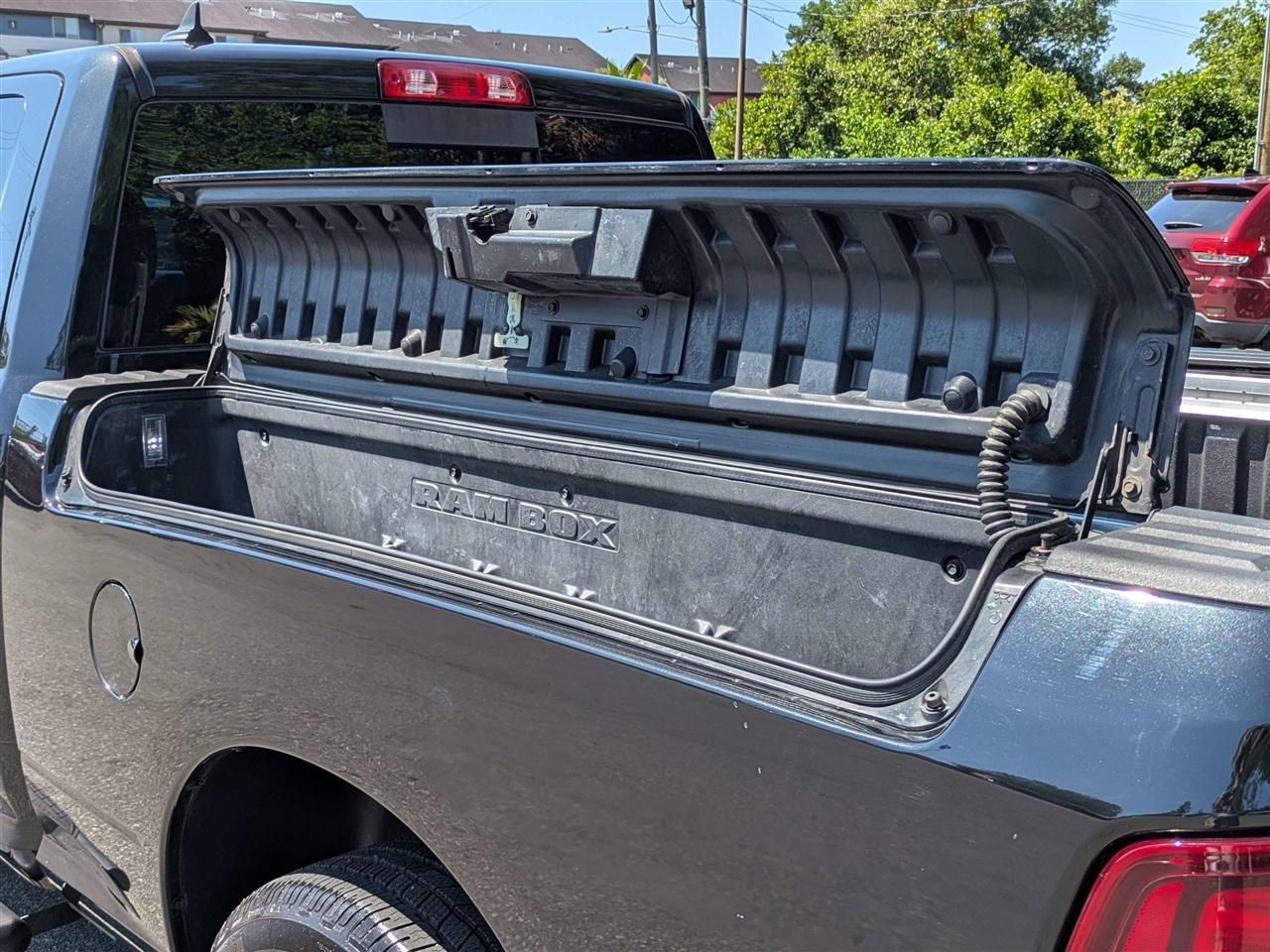 RAM 1500 Sport Quad Cab 2WD 2017