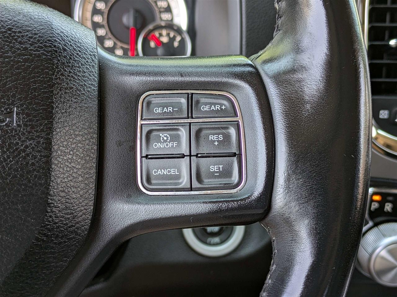 RAM 1500 Sport Quad Cab 2WD 2017