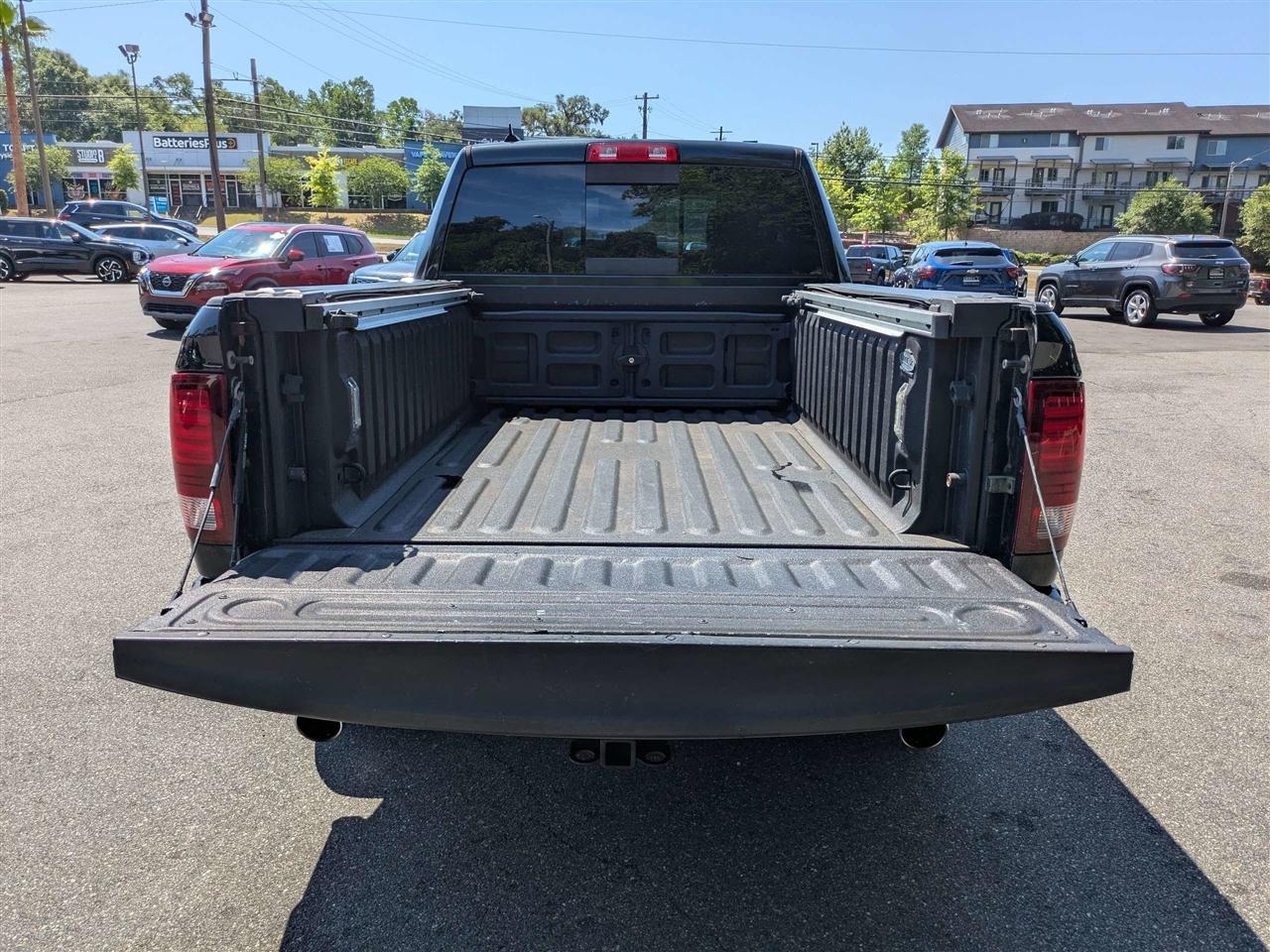 RAM 1500 Sport Quad Cab 2WD 2017