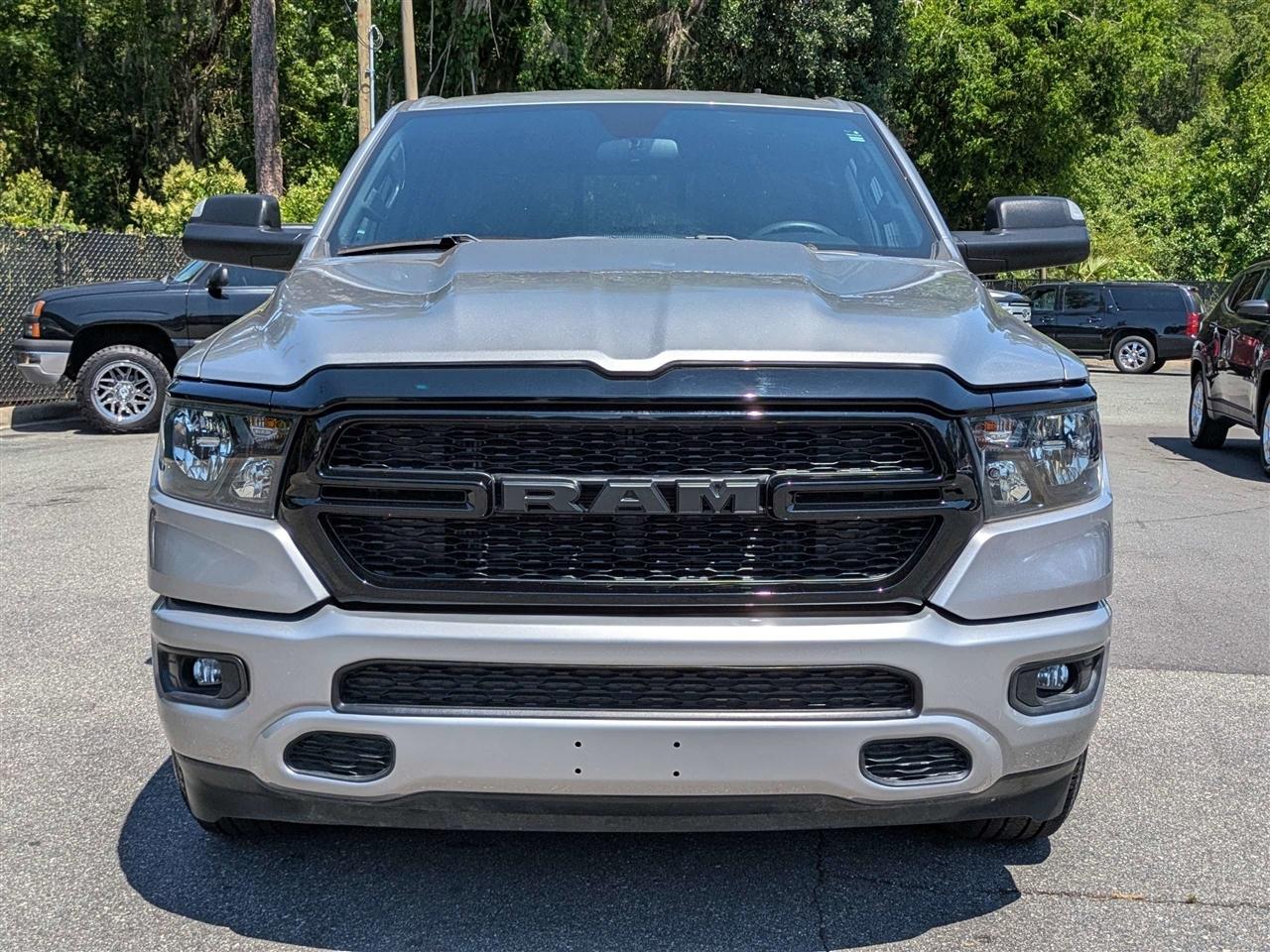 RAM 1500 Tradesman Crew Cab SWB 4WD 2023