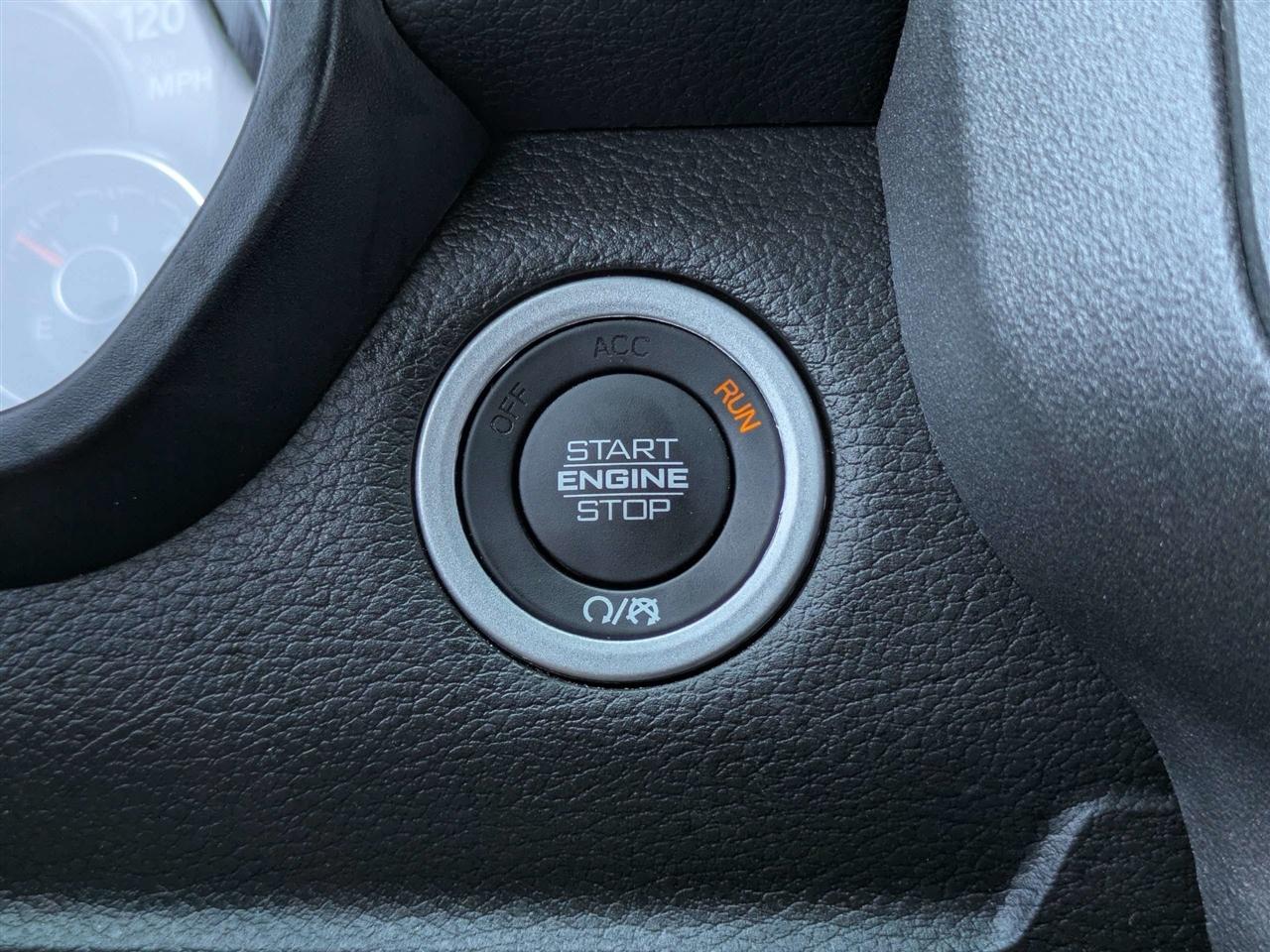 RAM 1500 Tradesman Crew Cab SWB 4WD 2023