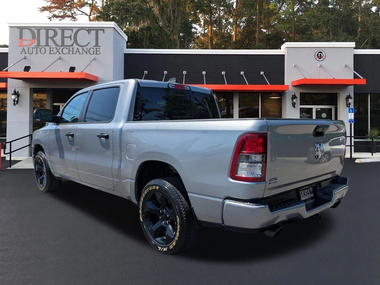 RAM 1500 Tradesman Crew Cab SWB 4WD 2023