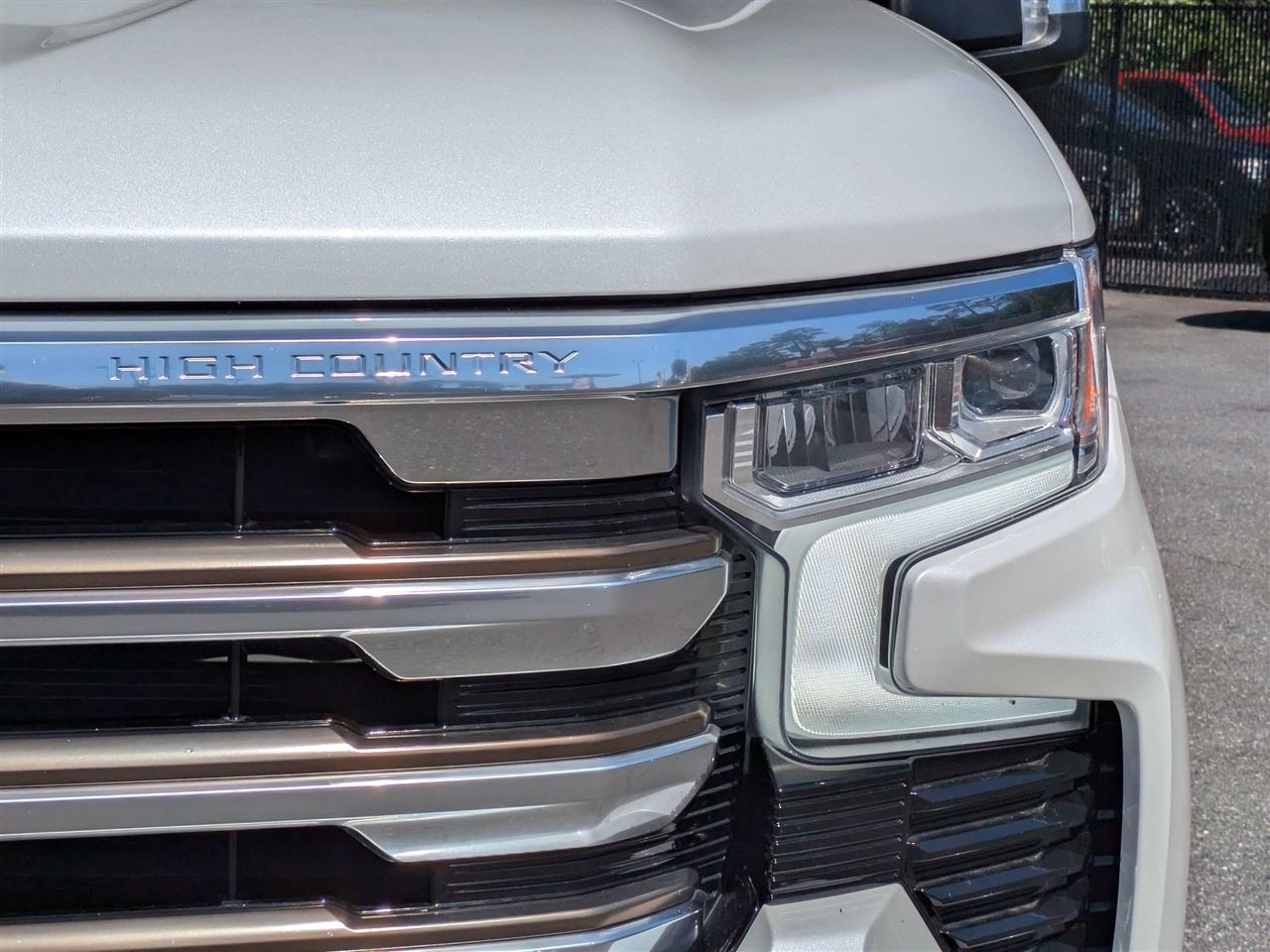 Chevrolet Silverado 1500 High Country Crew Cab 2WD 2022