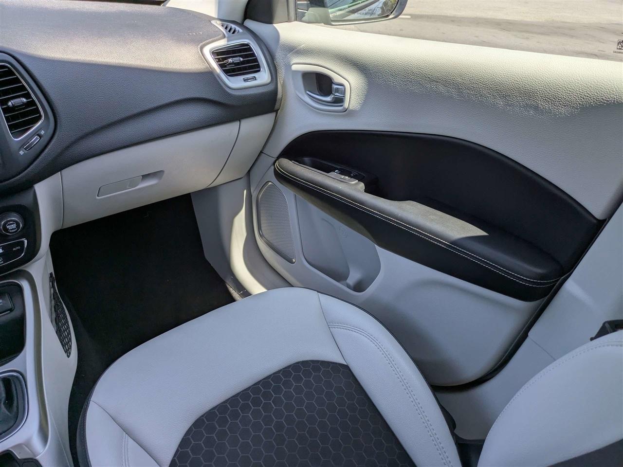 Jeep Compass Latitude FWD 2019