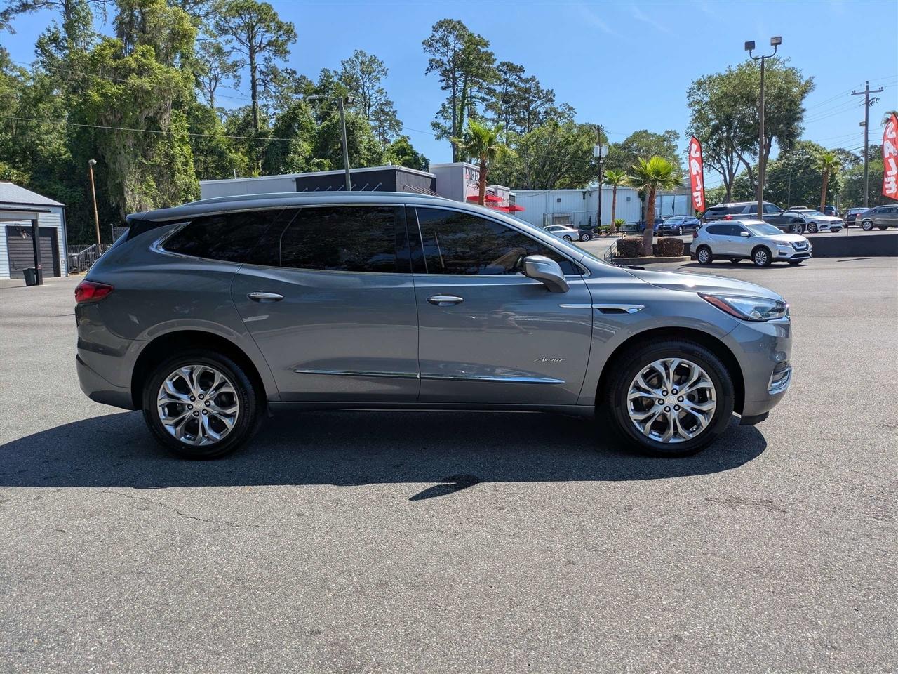 Buick Enclave Avenir AWD 2020