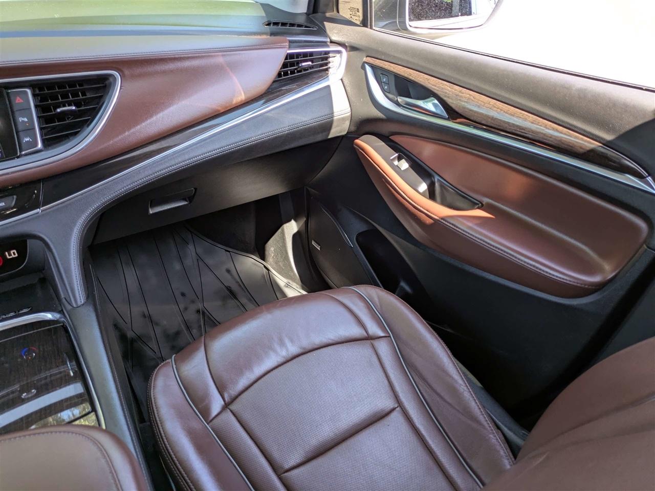 Buick Enclave Avenir AWD 2020