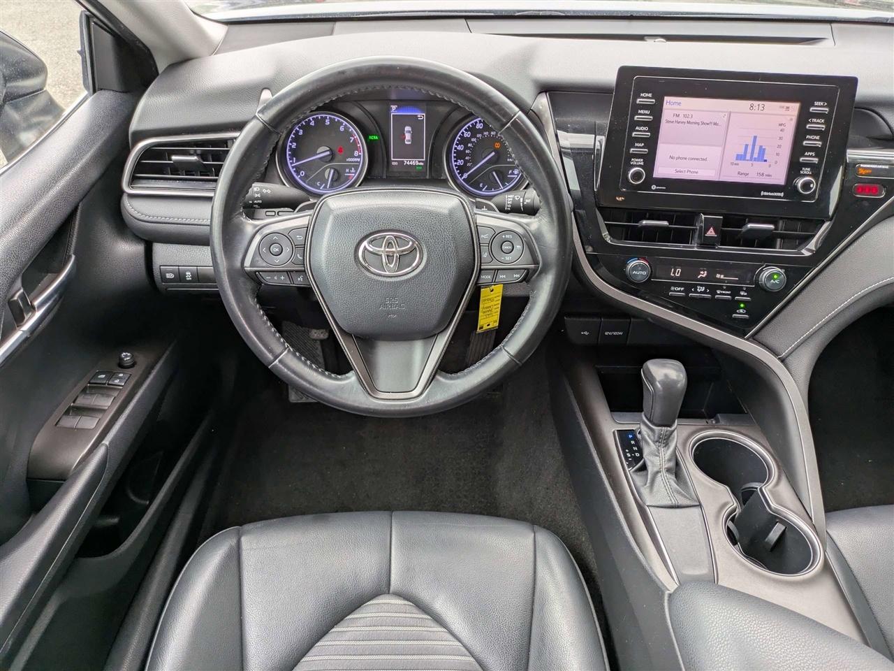 Toyota Camry SE 2021