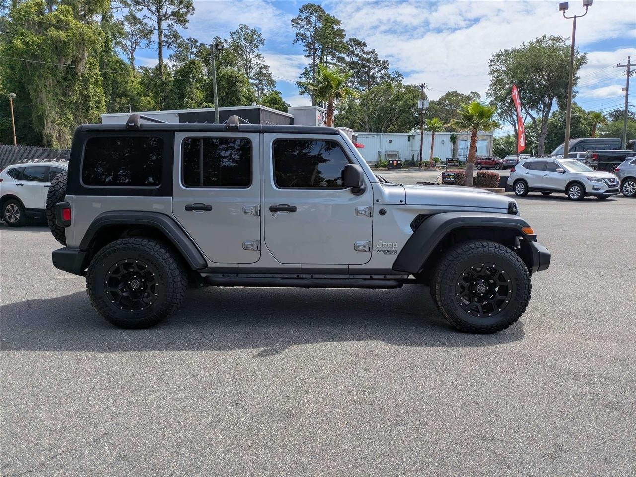 Jeep Wrangler Unlimited Sport 2020