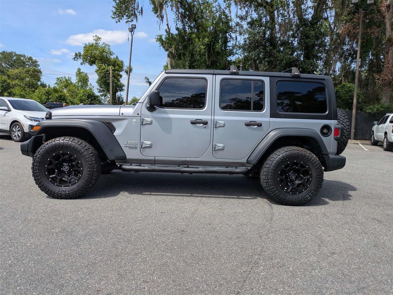 Jeep Wrangler Unlimited Sport 2020