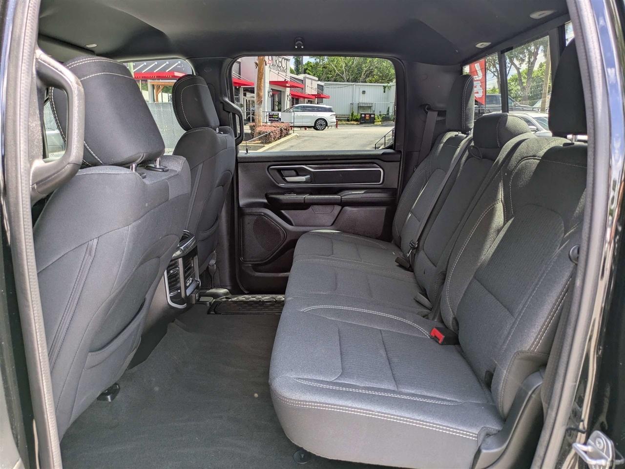 RAM 1500 Big Horn Crew Cab SWB 2WD 2020