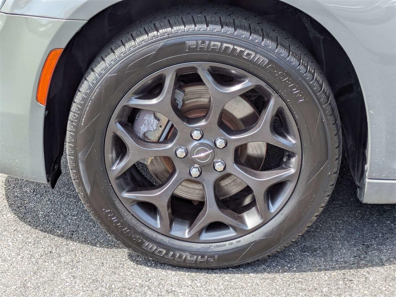 Chrysler 300 S V6 AWD 2019
