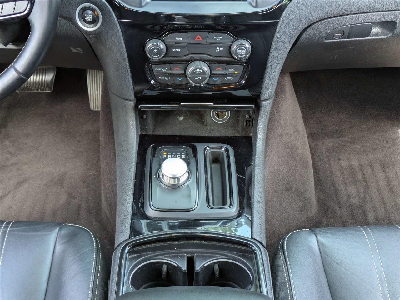 Chrysler 300 S V6 AWD 2019