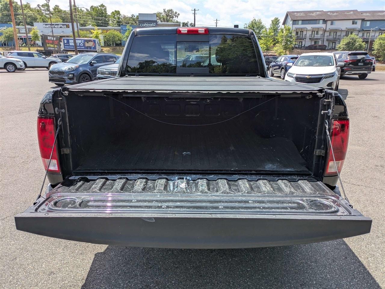 RAM 1500 SLT Crew Cab SWB 2WD 2018
