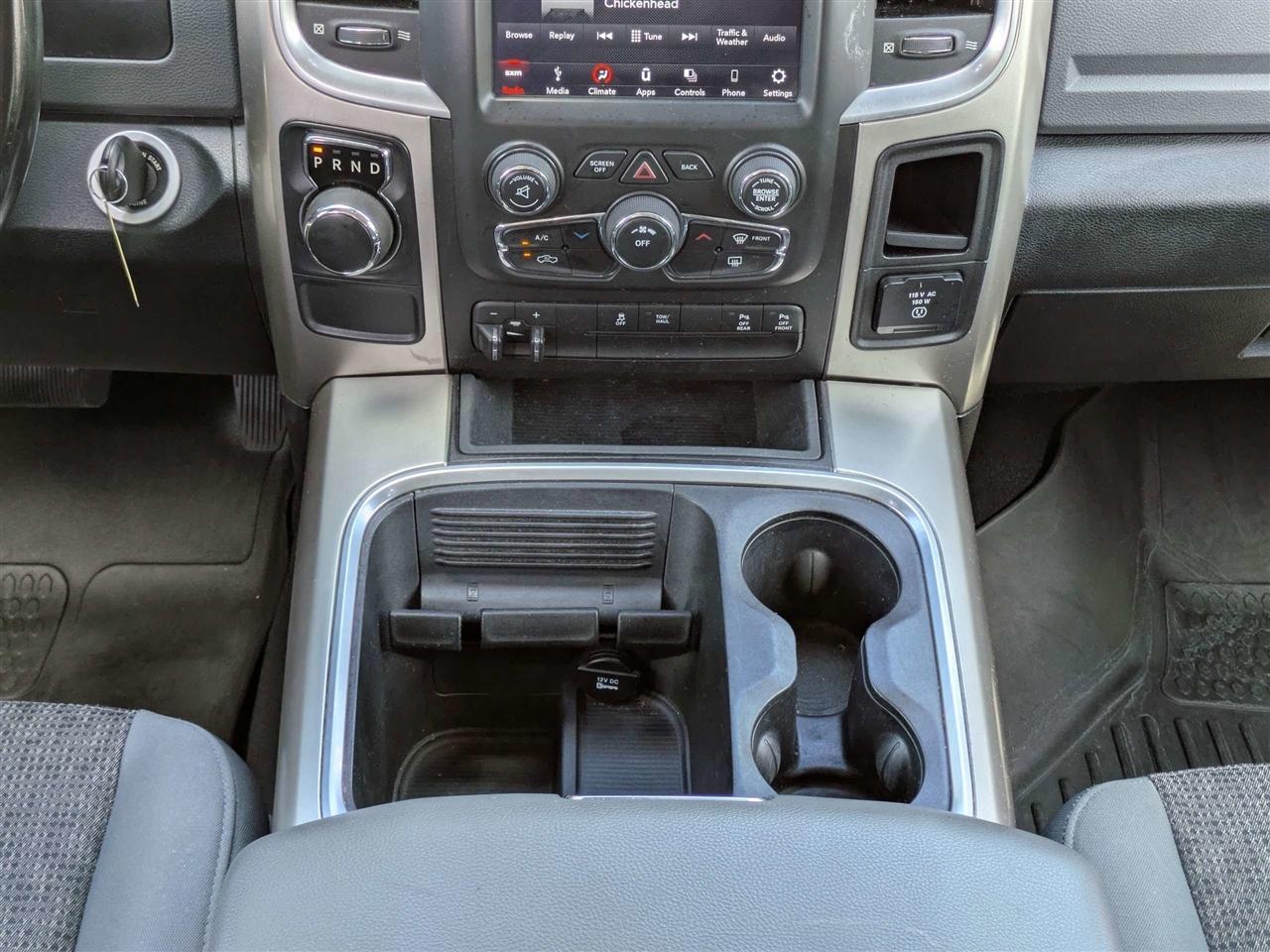 RAM 1500 SLT Crew Cab SWB 2WD 2018