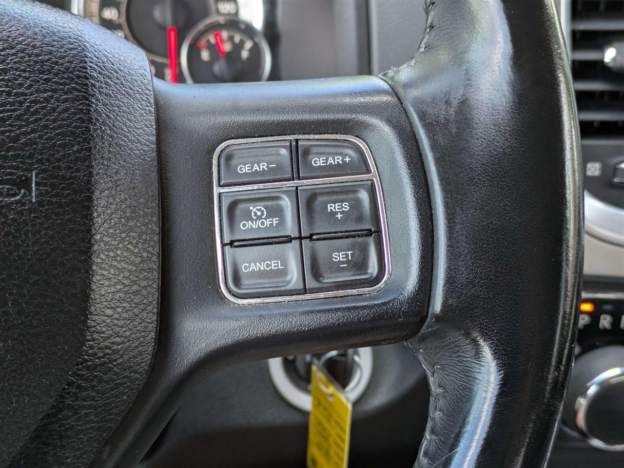 RAM 1500 SLT Crew Cab SWB 2WD 2018