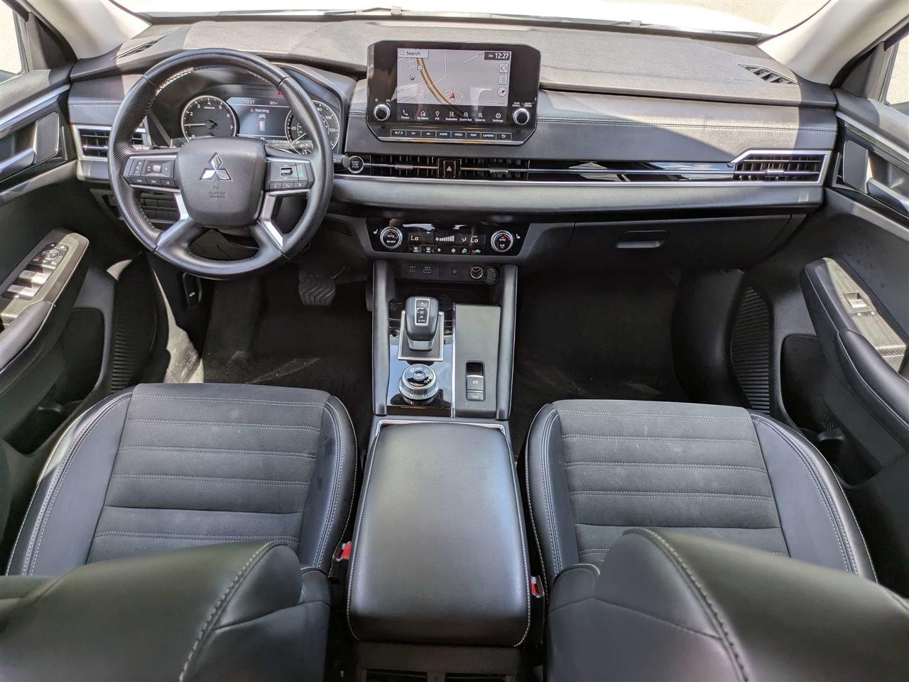 Mitsubishi Outlander SE 2WD 2024